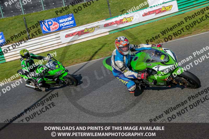 PJM Wedding Photography;enduro digital images;event digital images;eventdigitalimages;mallory park;mallory park photographs;mallory park trackday;mallory park trackday photographs;no limits trackdays;peter wileman photography;racing digital images;trackday digital images;trackday photos